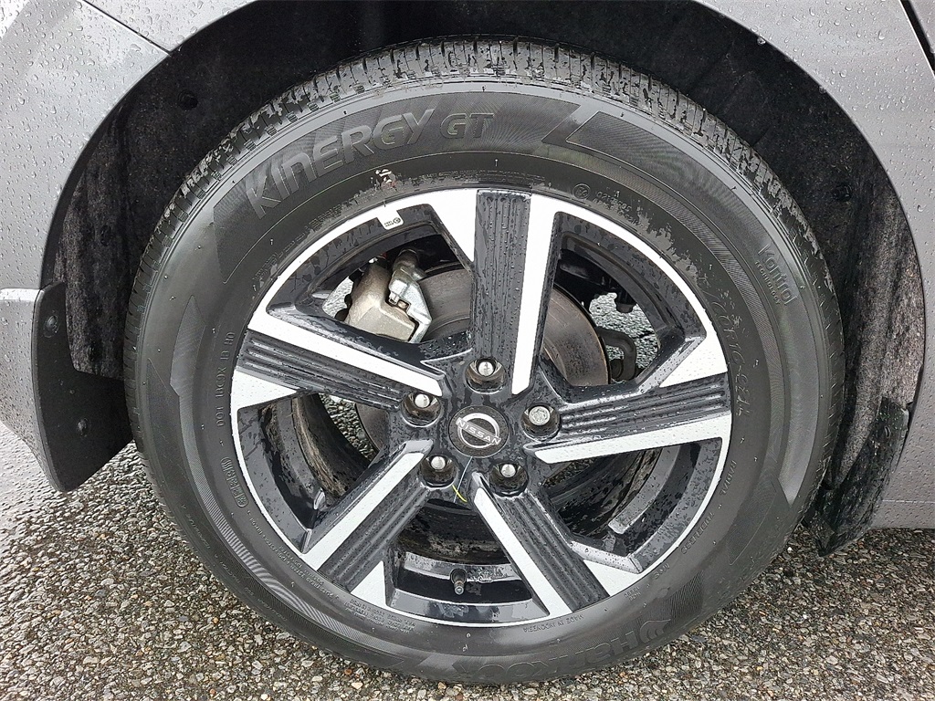 2025 Nissan Sentra SV - Photo 5
