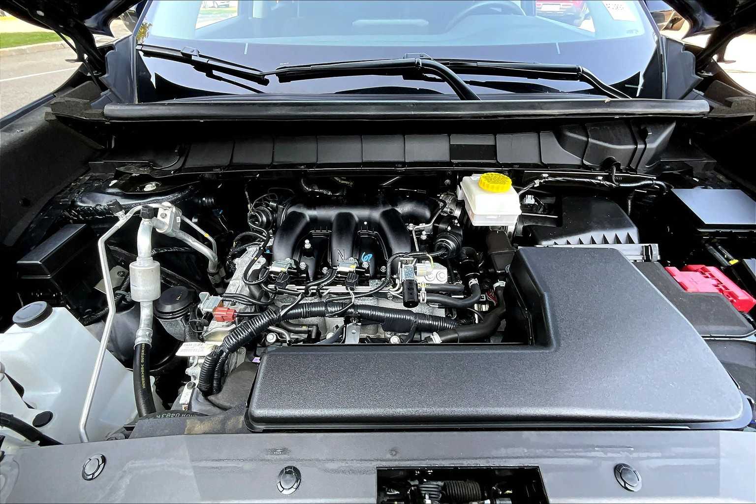 2023 Nissan Pathfinder SV - Photo 29
