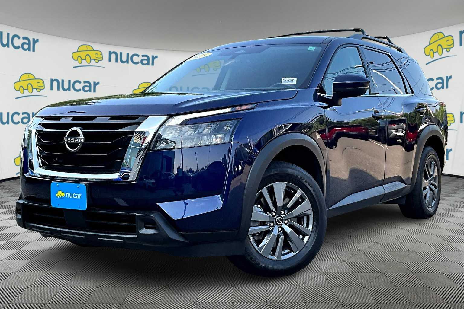 2023 Nissan Pathfinder SV - Photo 3