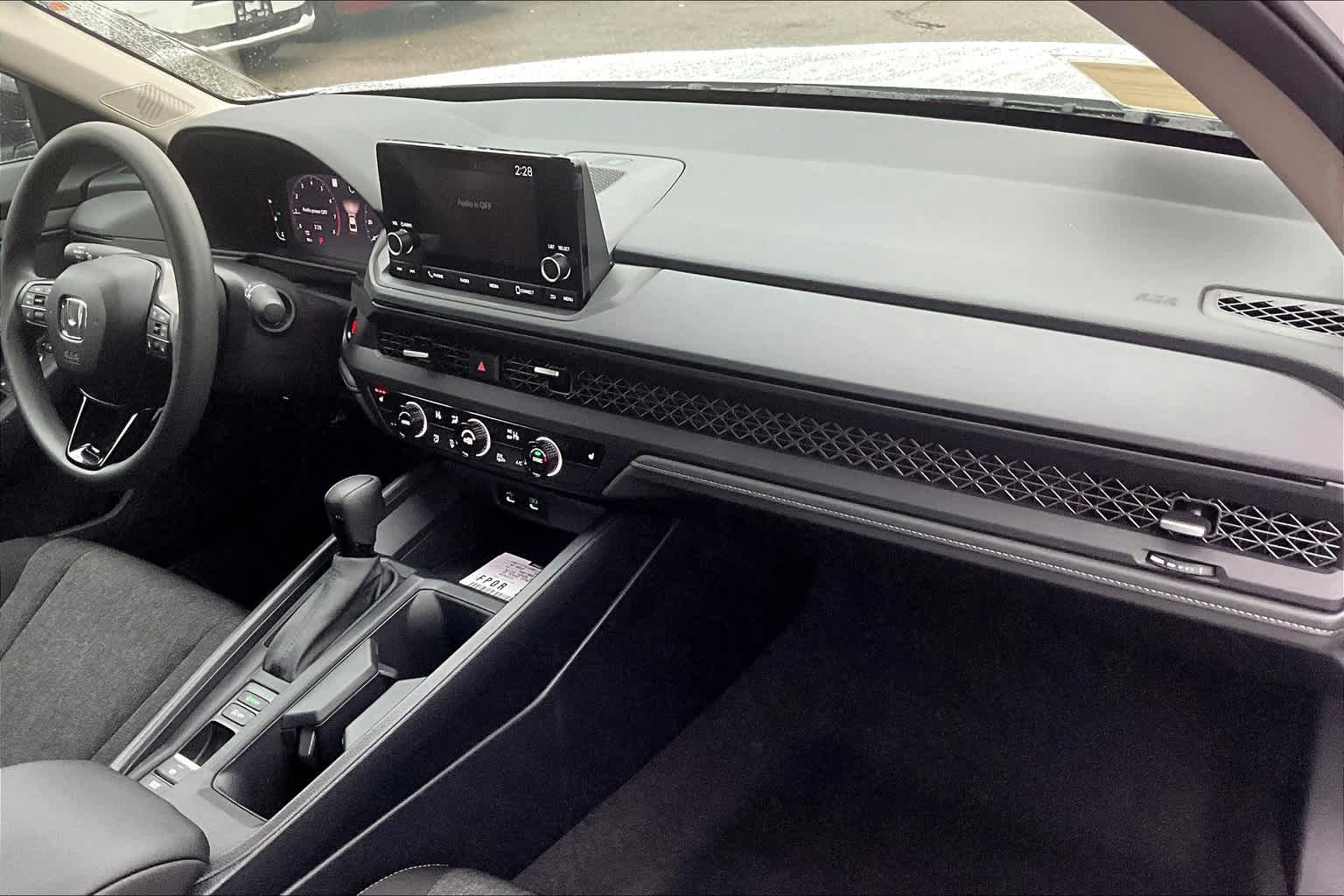 2025 Honda Accord SE - Photo 10