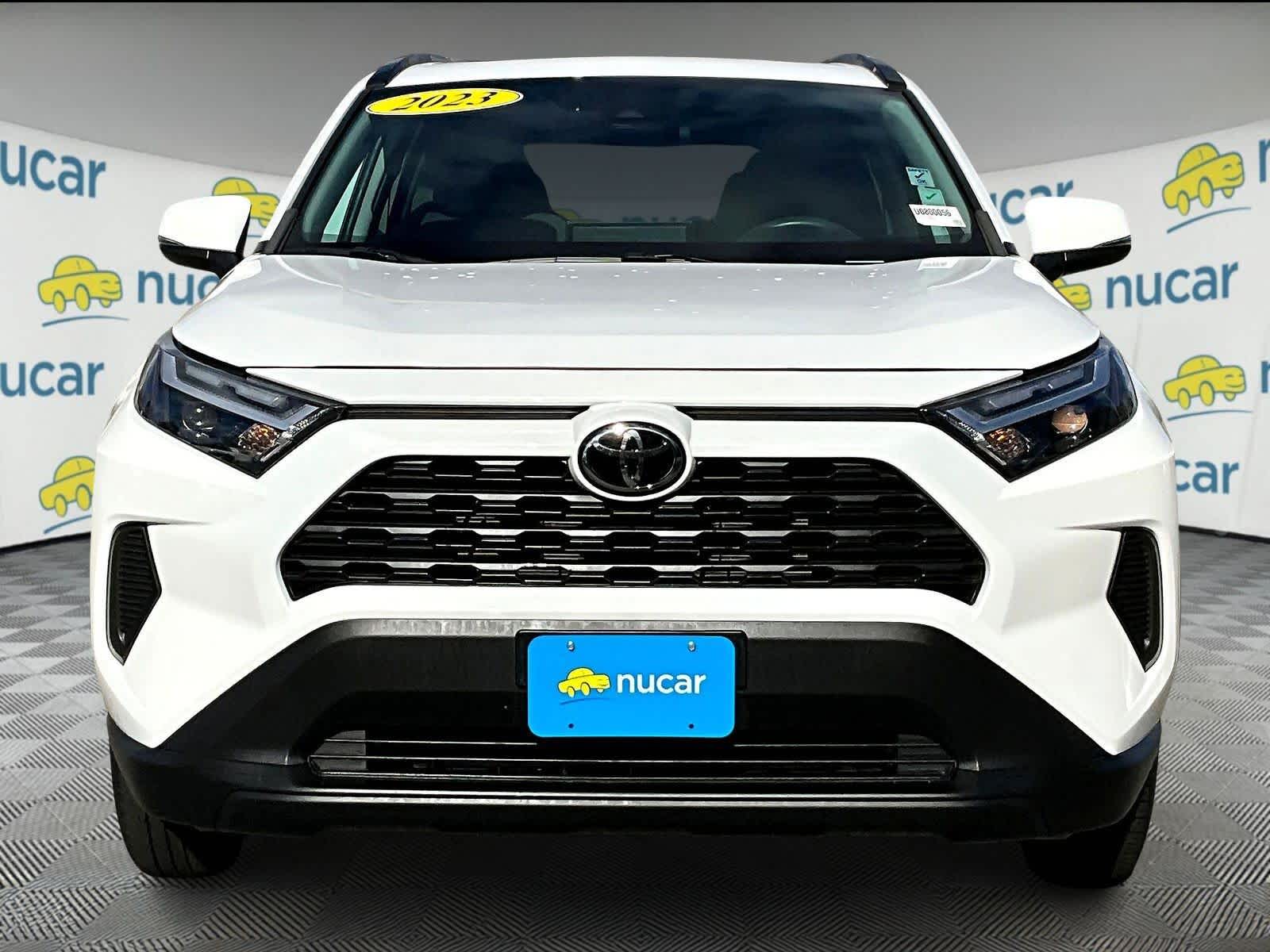 2023 Toyota RAV4 XLE - Photo 2