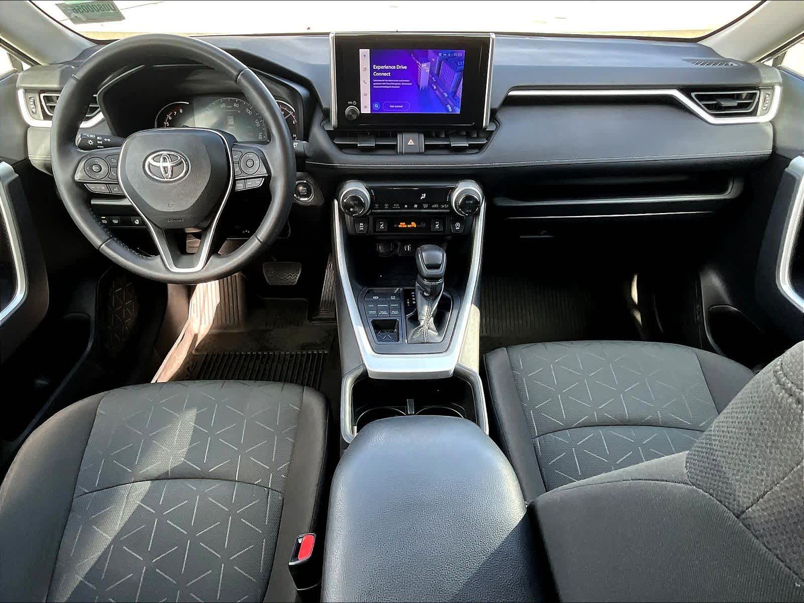 2023 Toyota RAV4 XLE - Photo 21