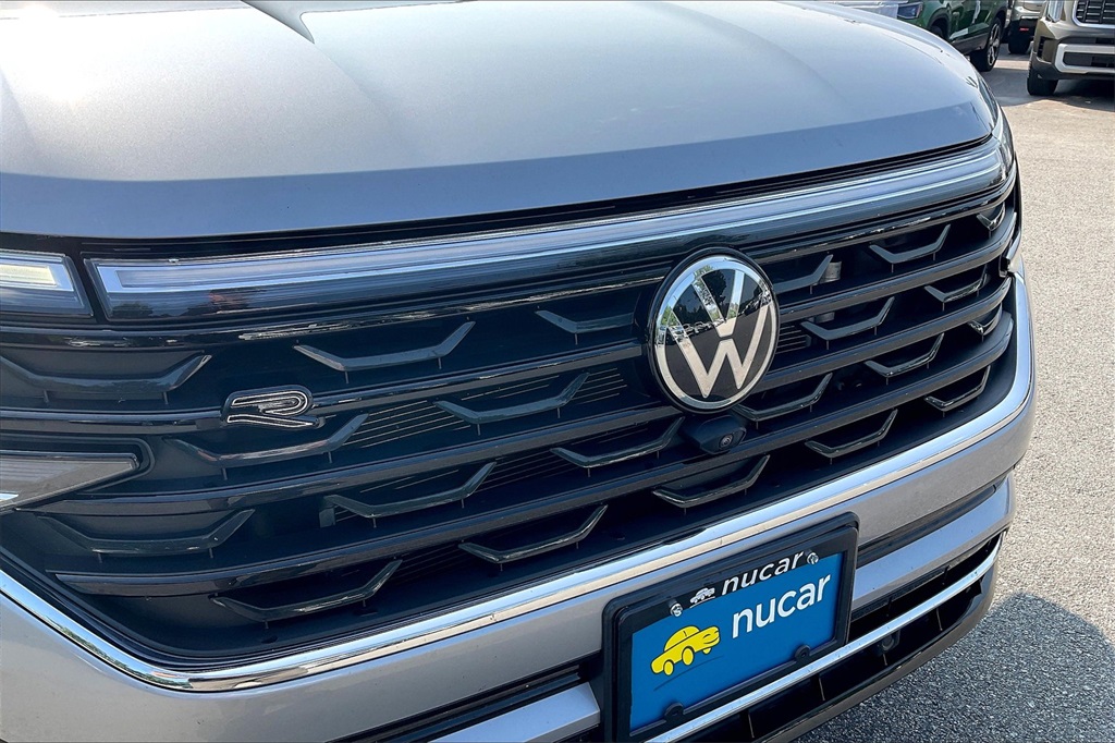2024 Volkswagen Atlas Cross Sport 2.0T SEL Premium R-Line - Photo 29