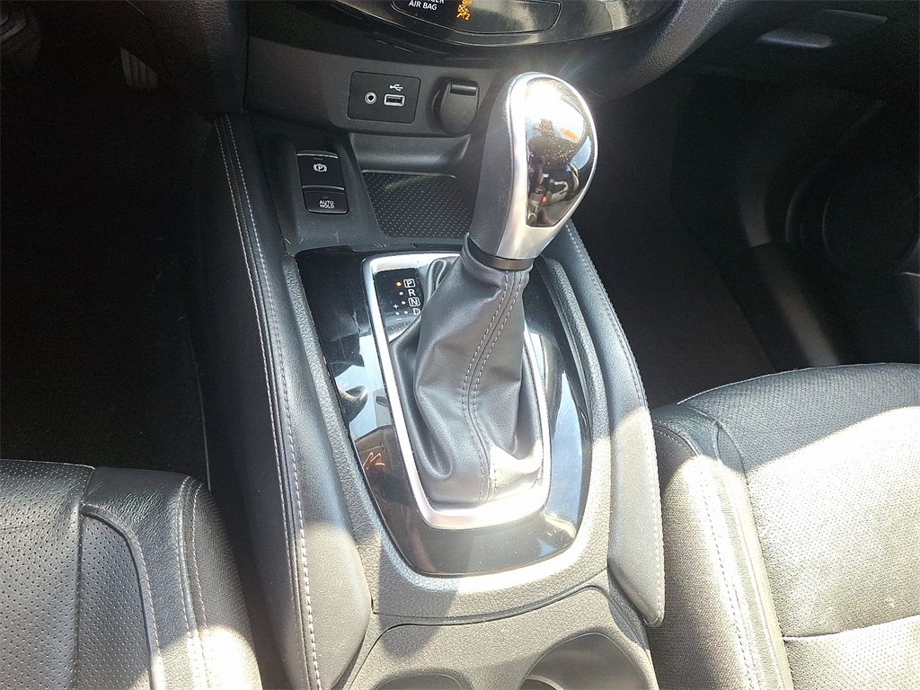2020 Nissan Rogue Sport SL - Photo 15