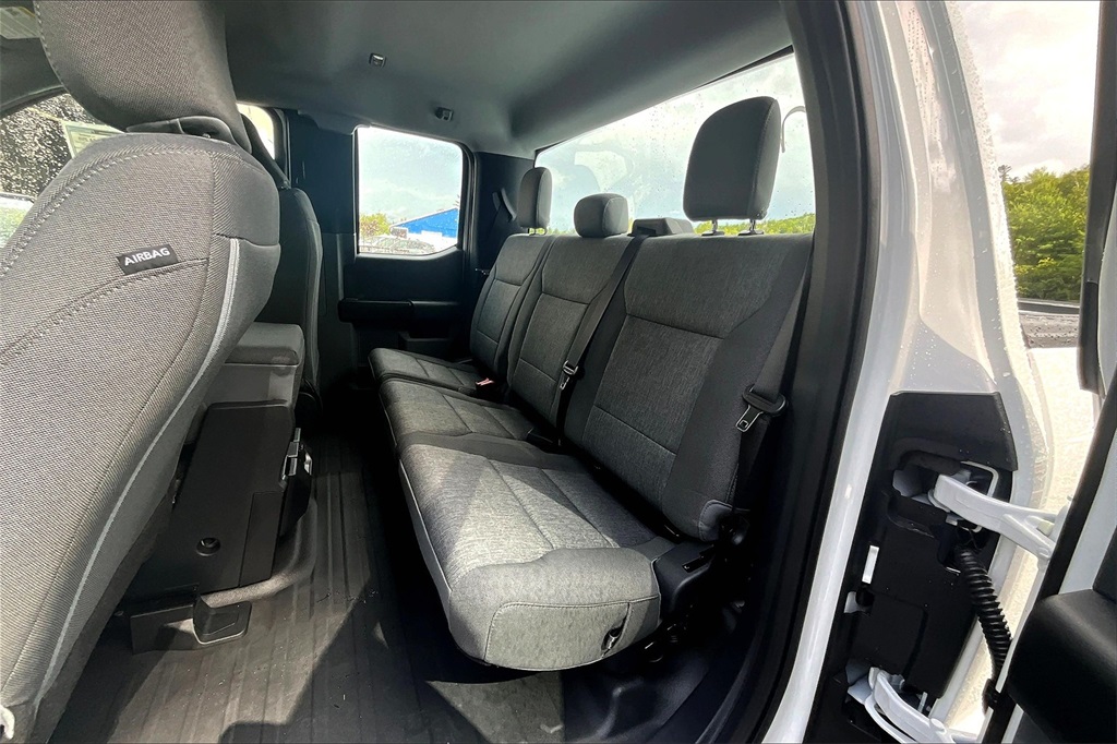 2025 Ford F-150 XL - Photo 11