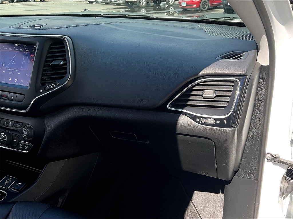 2023 Jeep Cherokee Altitude - Photo 12