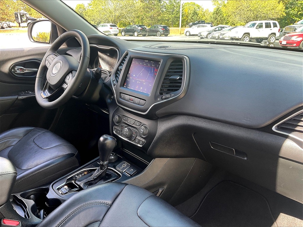 2023 Jeep Cherokee Altitude - Photo 13