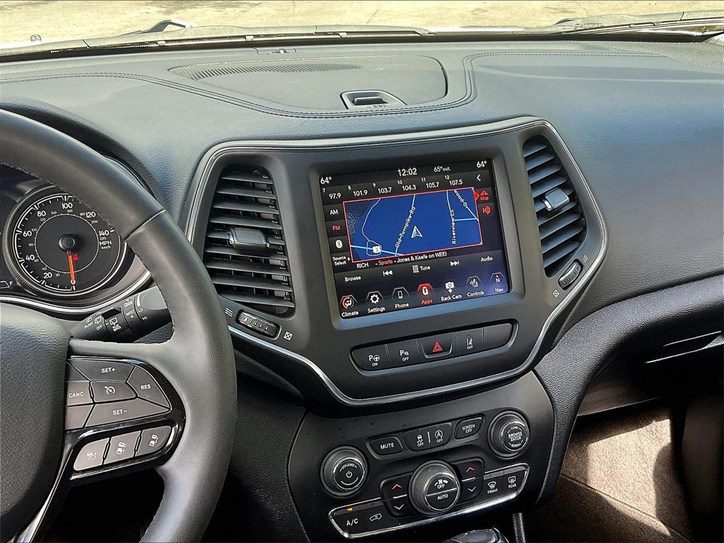2023 Jeep Cherokee Altitude - Photo 17