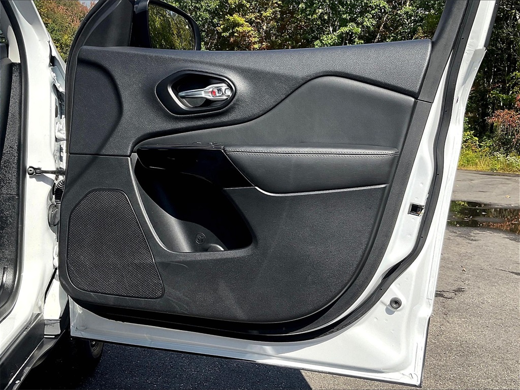 2023 Jeep Cherokee Altitude - Photo 25