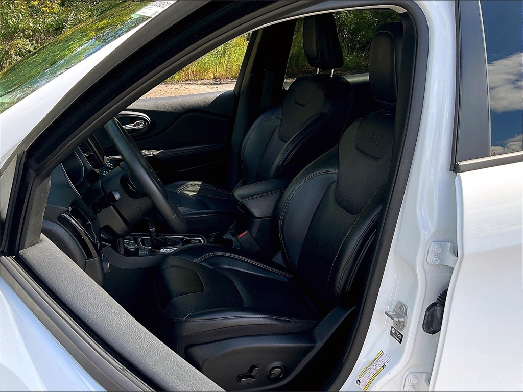 2023 Jeep Cherokee Altitude - Photo 10