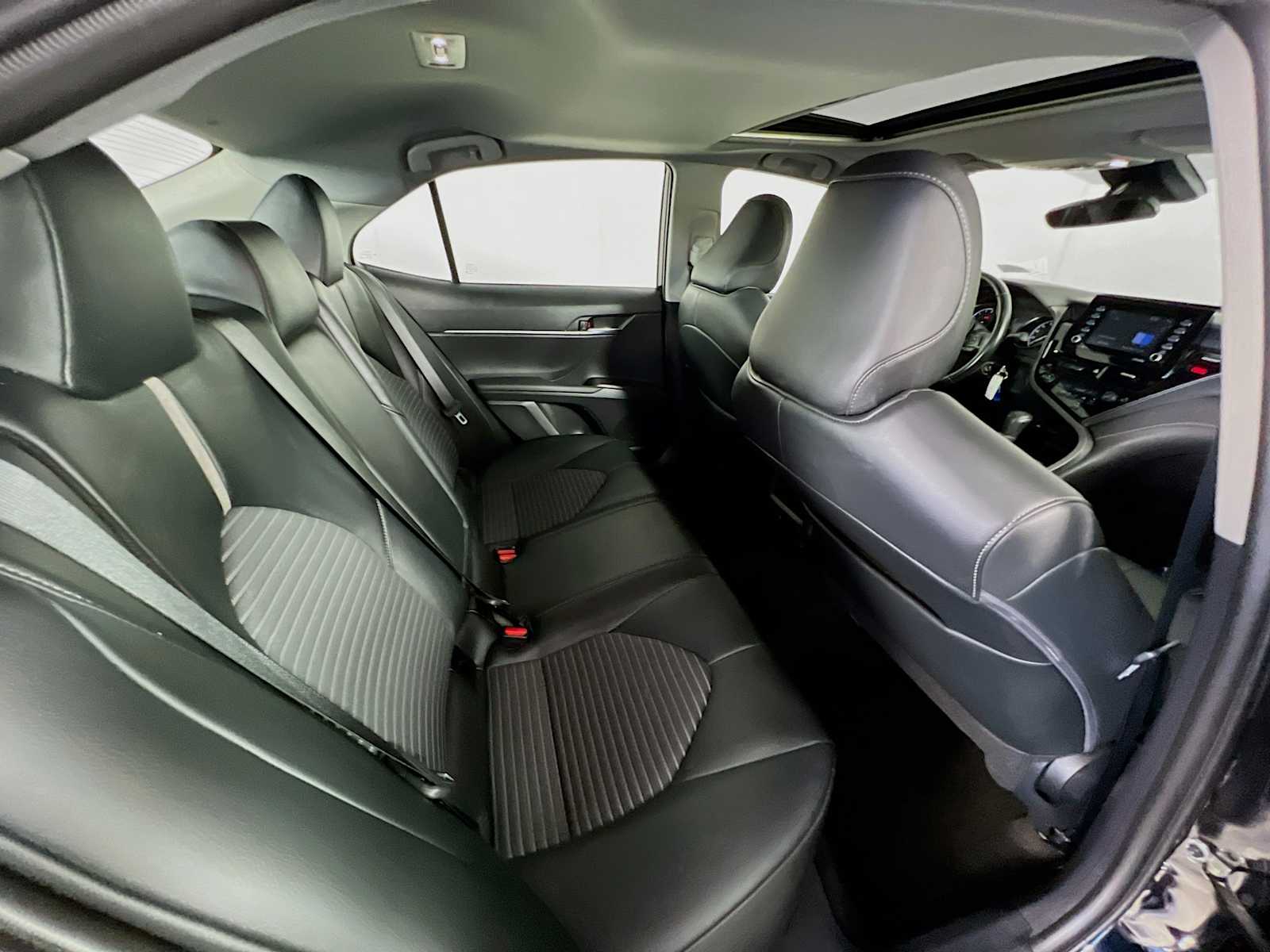 2023 Toyota Camry SE - Photo 26