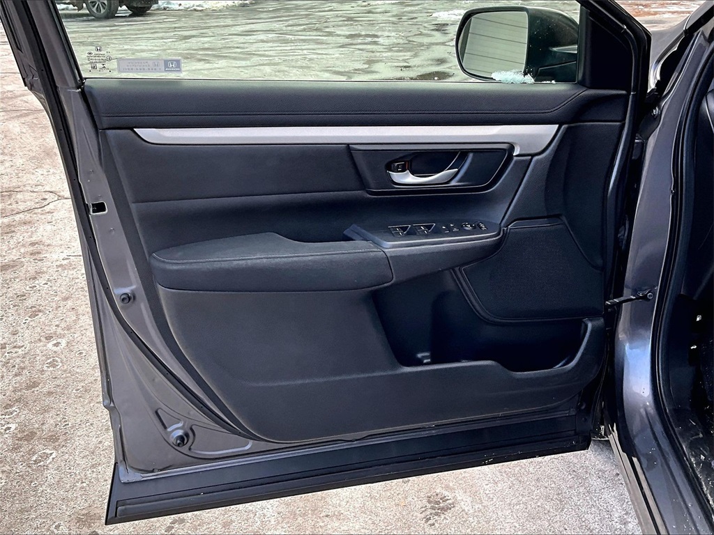 2018 Honda CR-V LX - Photo 9