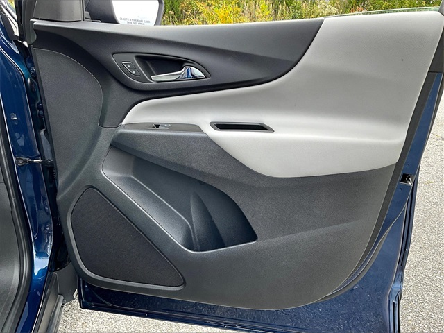 2022 Chevrolet Equinox LS - Photo 12