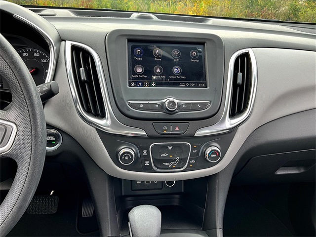 2022 Chevrolet Equinox LS - Photo 17