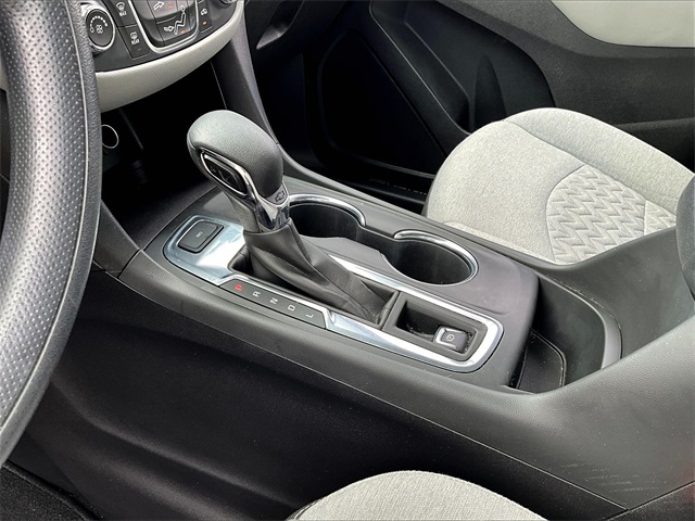 2022 Chevrolet Equinox LS - Photo 19