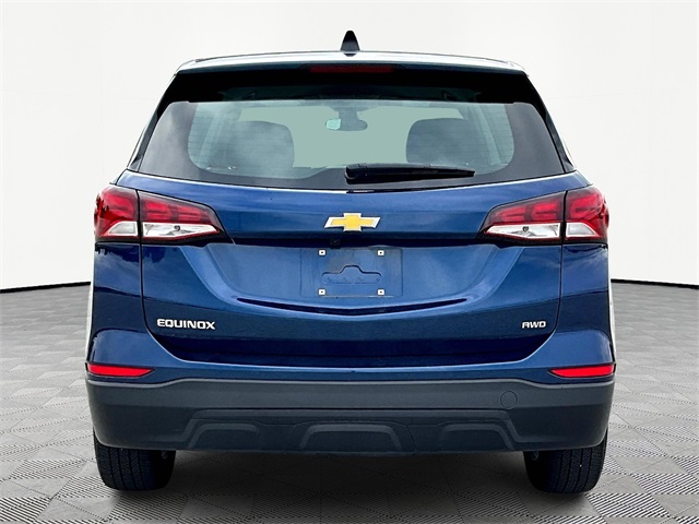 2022 Chevrolet Equinox LS - Photo 5