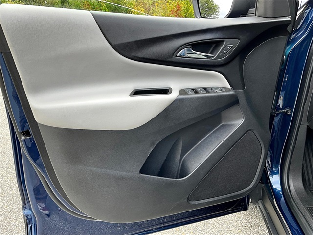 2022 Chevrolet Equinox LS - Photo 9