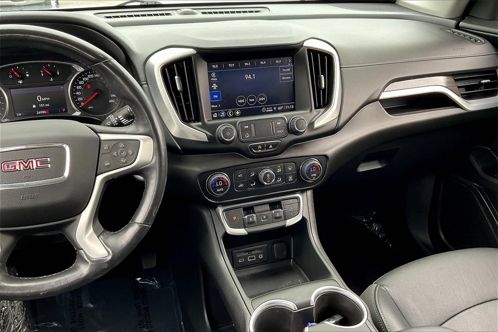 2022 GMC Terrain SLT - Photo 17