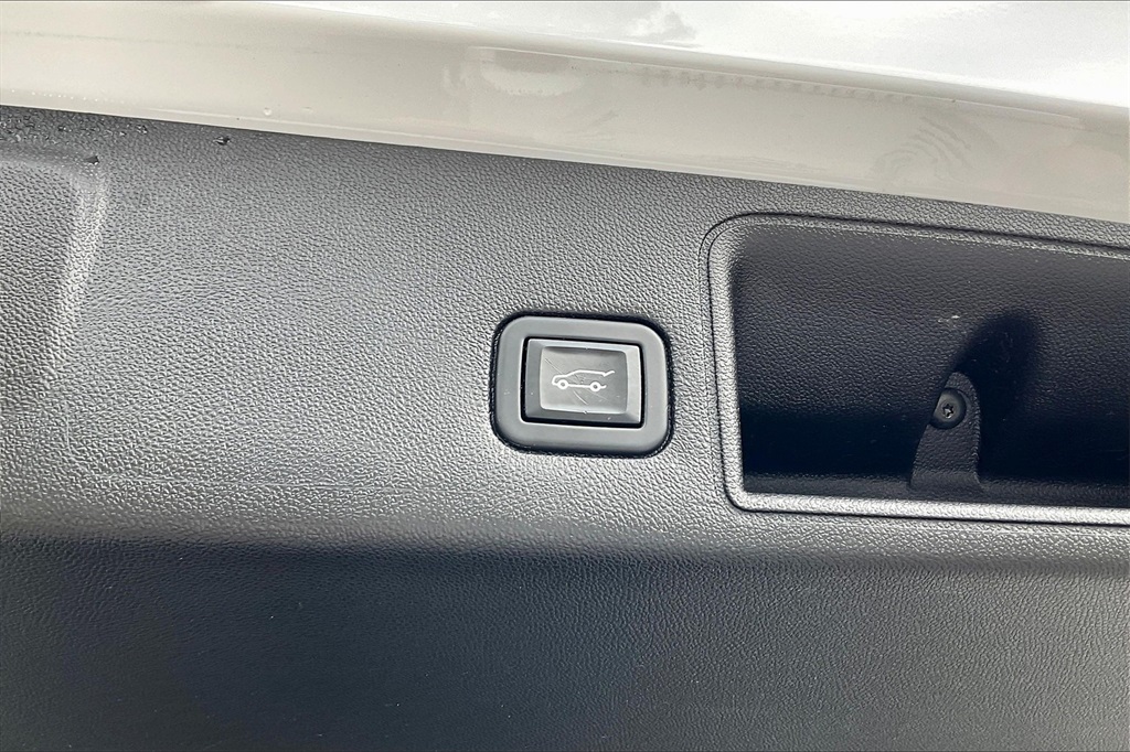 2022 GMC Terrain SLT - Photo 35