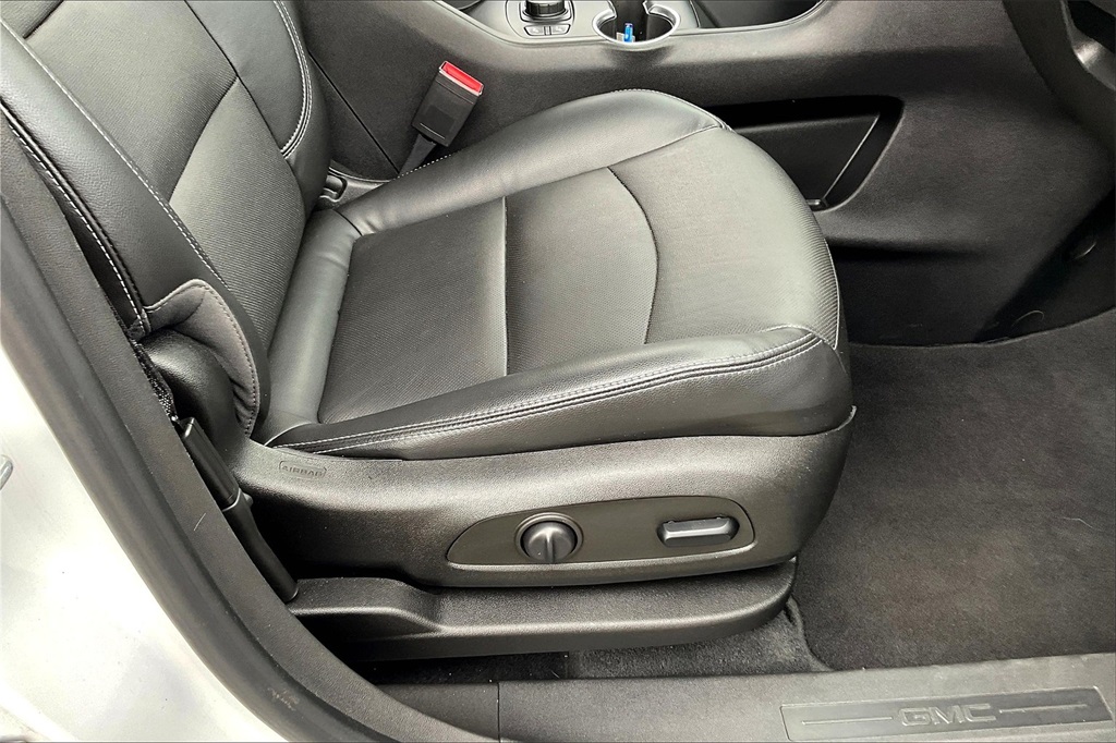2022 GMC Terrain SLT - Photo 36
