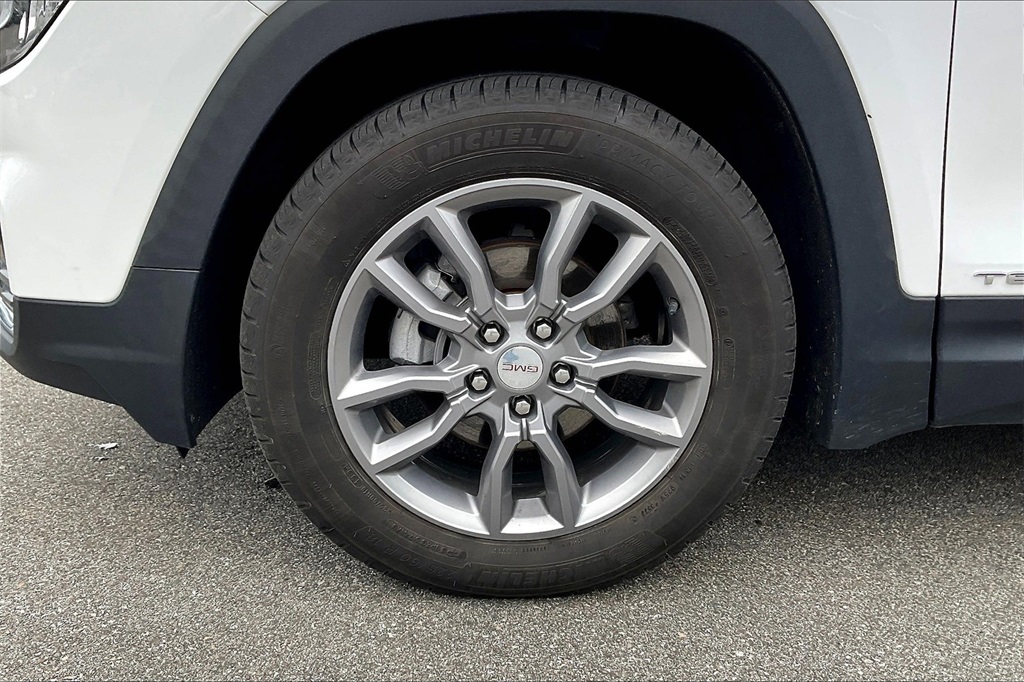 2022 GMC Terrain SLT - Photo 7