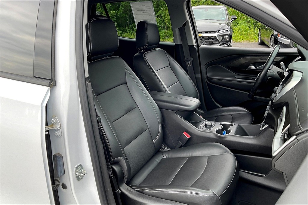 2022 GMC Terrain SLT - Photo 10