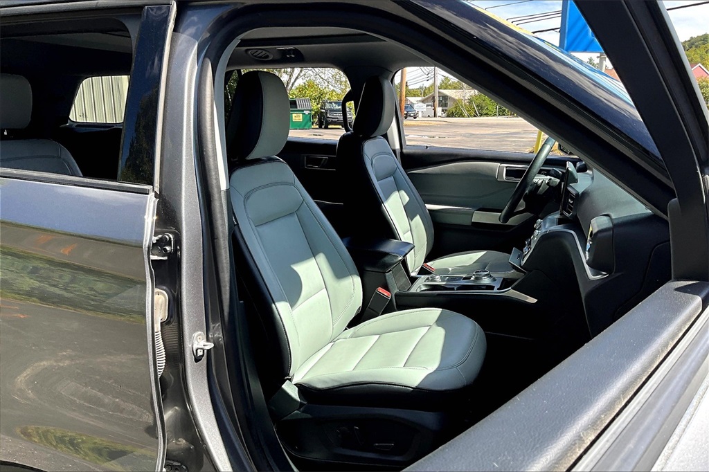 2021 Ford Explorer XLT - Photo 11