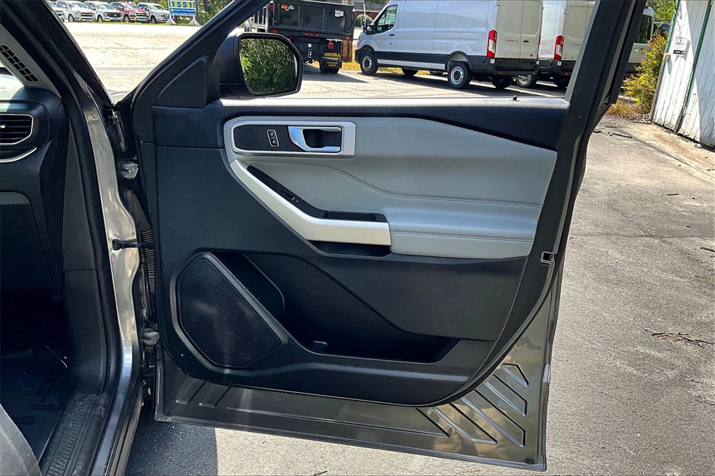 2021 Ford Explorer XLT - Photo 12
