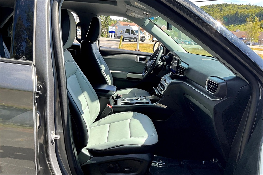 2021 Ford Explorer XLT - Photo 14