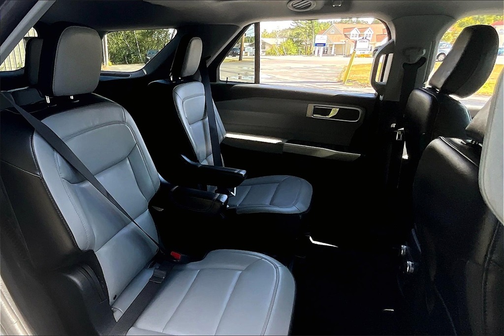 2021 Ford Explorer XLT - Photo 16
