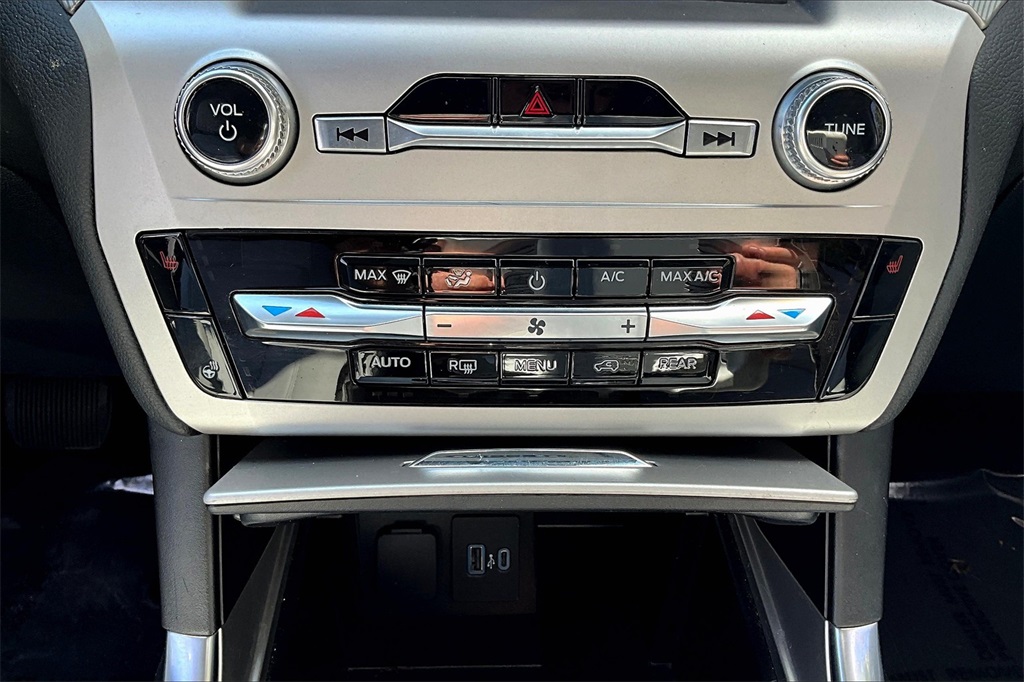 2021 Ford Explorer XLT - Photo 27
