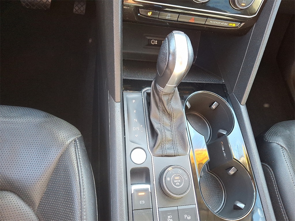 2019 Volkswagen Atlas SEL Premium - Photo 17