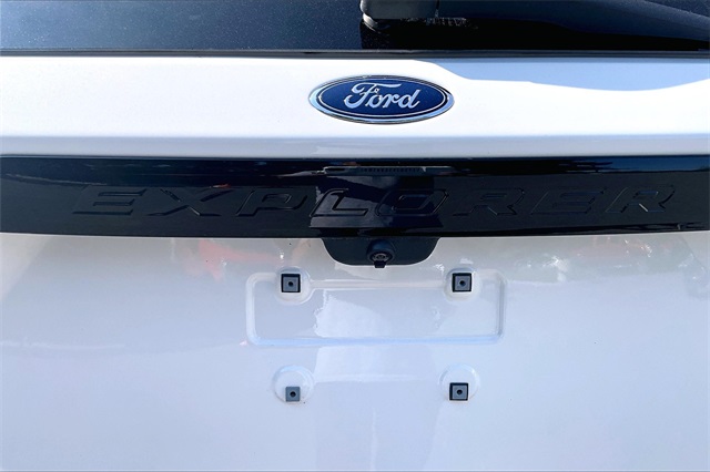 2022 Ford Explorer ST-Line - Photo 8