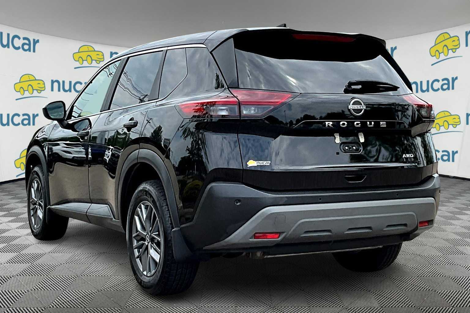 2023 Nissan Rogue S - Photo 4