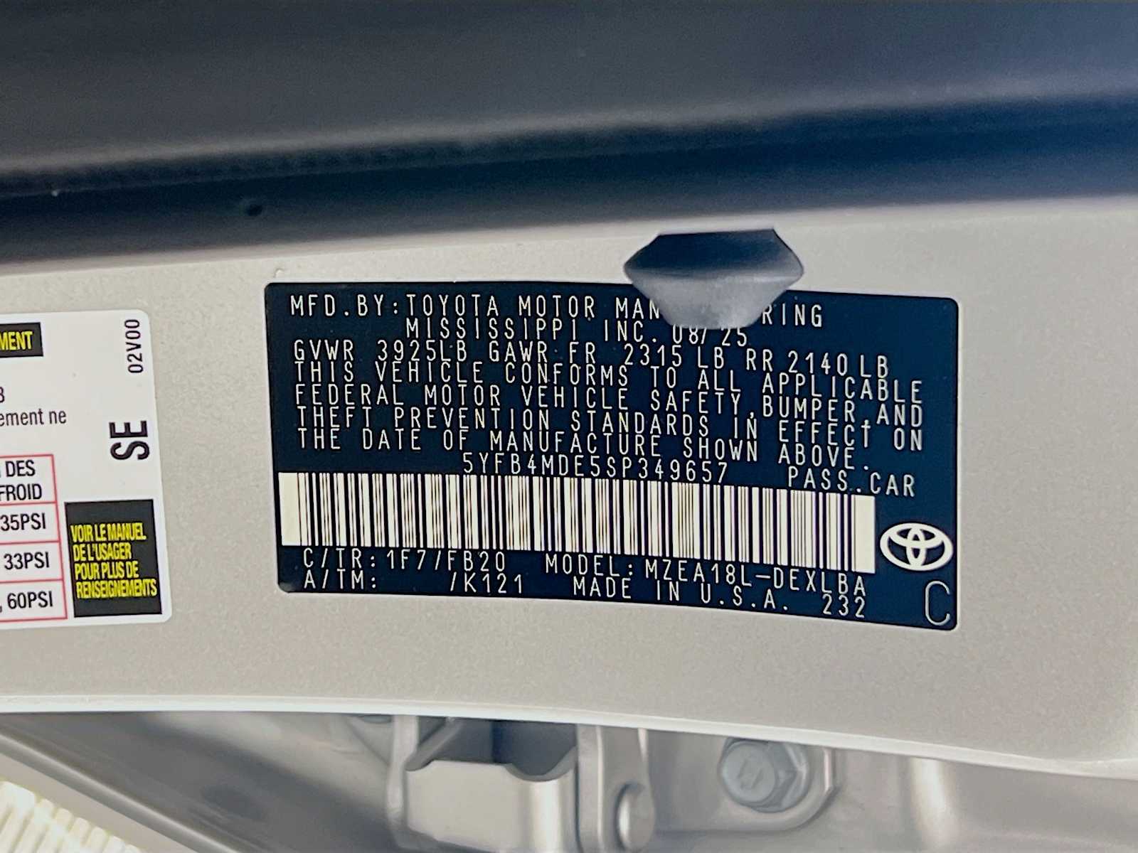 2025 Toyota Corolla LE - Photo 19