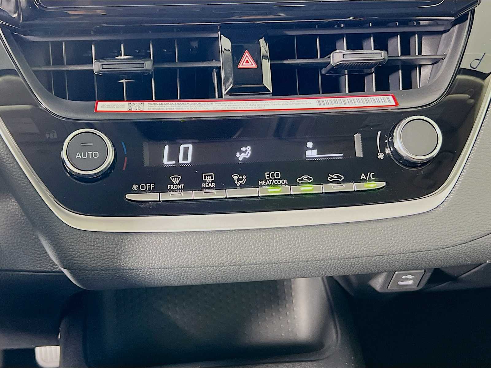2025 Toyota Corolla LE - Photo 10
