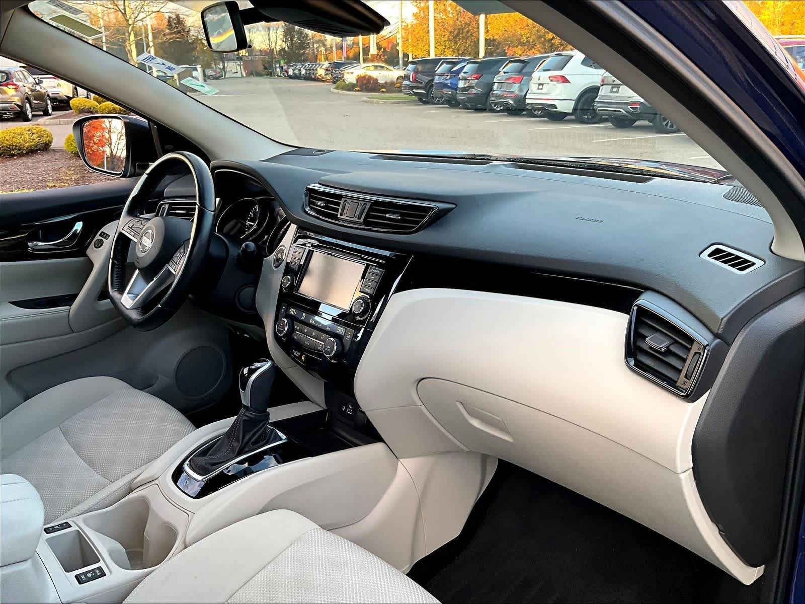 2019 Nissan Rogue Sport SV - Photo 14