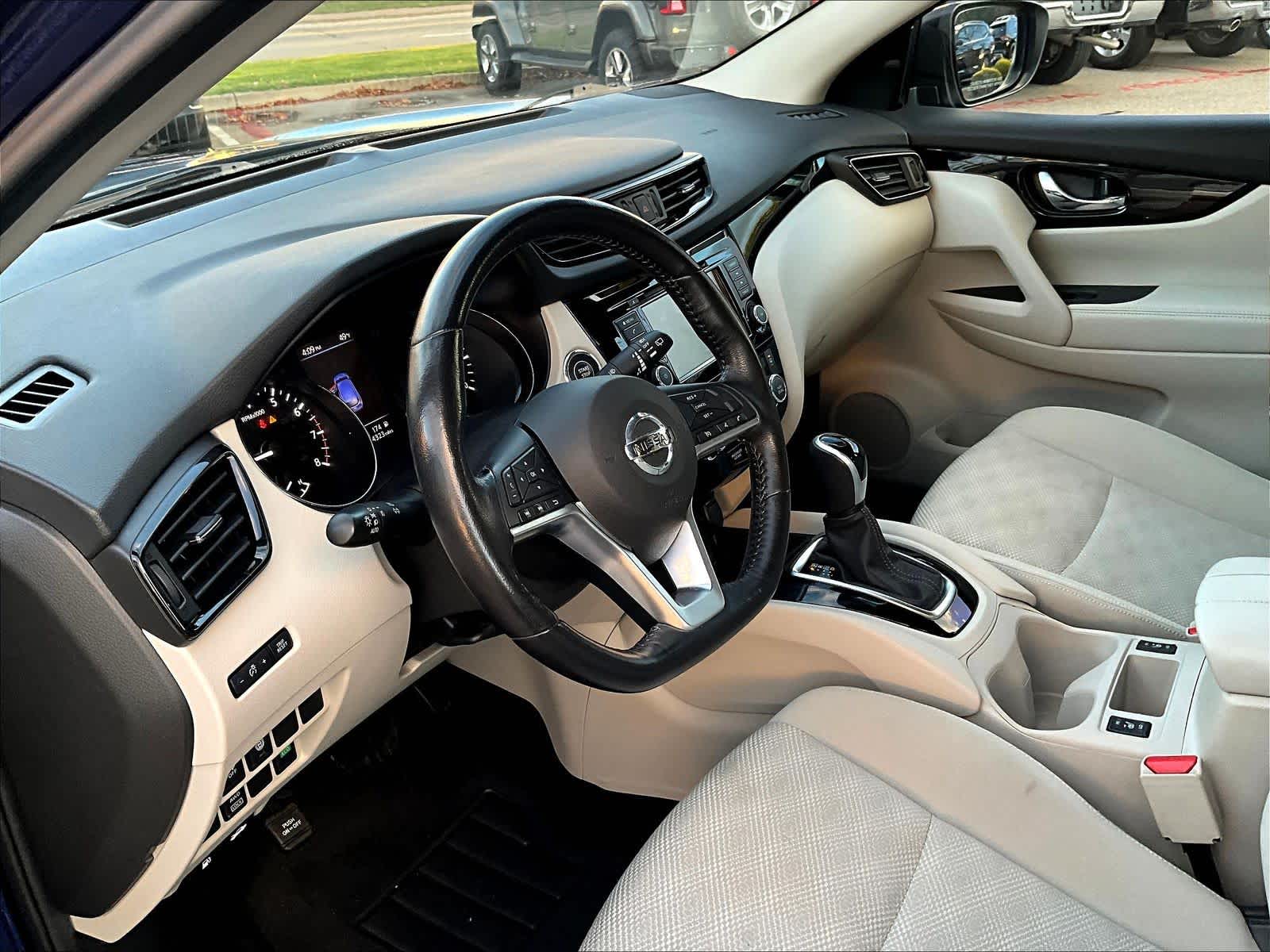 2019 Nissan Rogue Sport SV - Photo 8