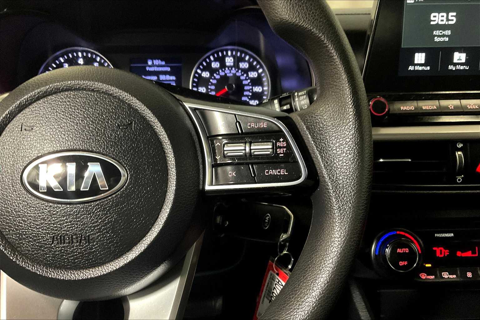 2019 Kia Forte LXS - Photo 23