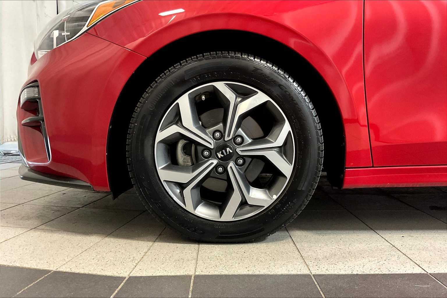 2019 Kia Forte LXS - Photo 7