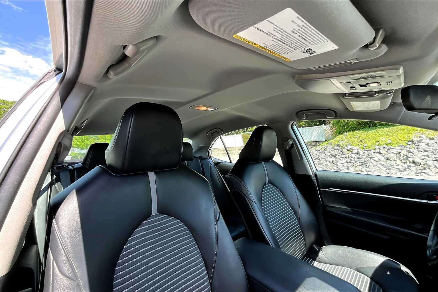 2023 Toyota Camry SE - Photo 22