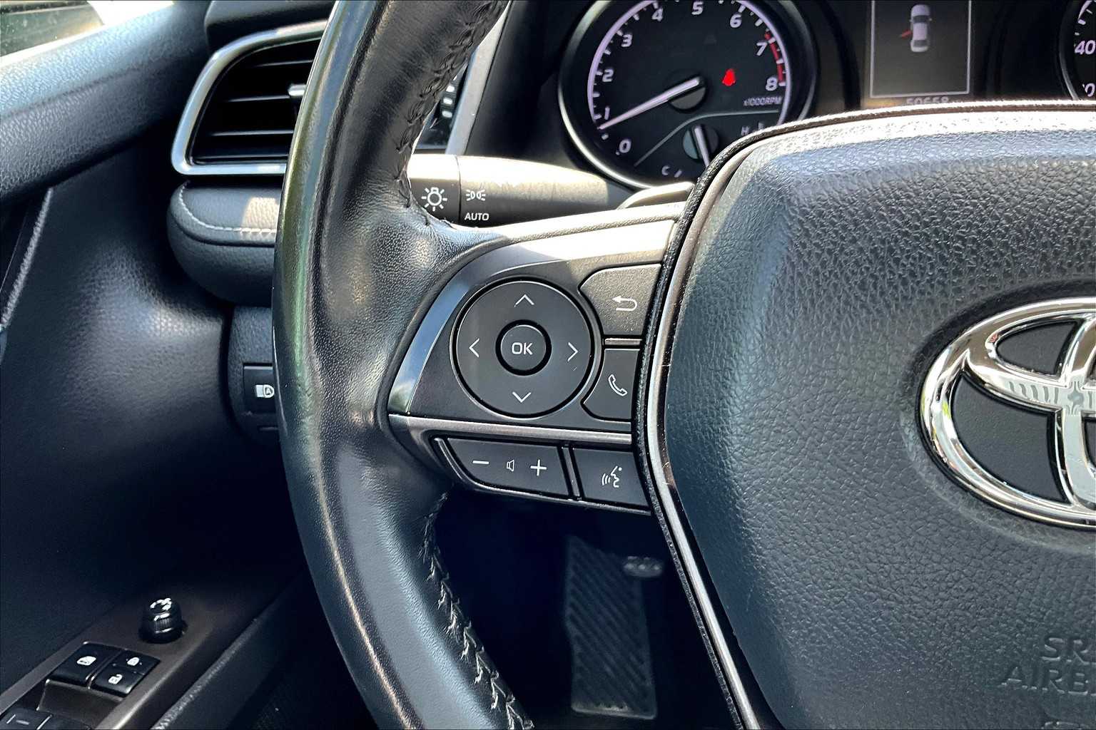 2023 Toyota Camry SE - Photo 23