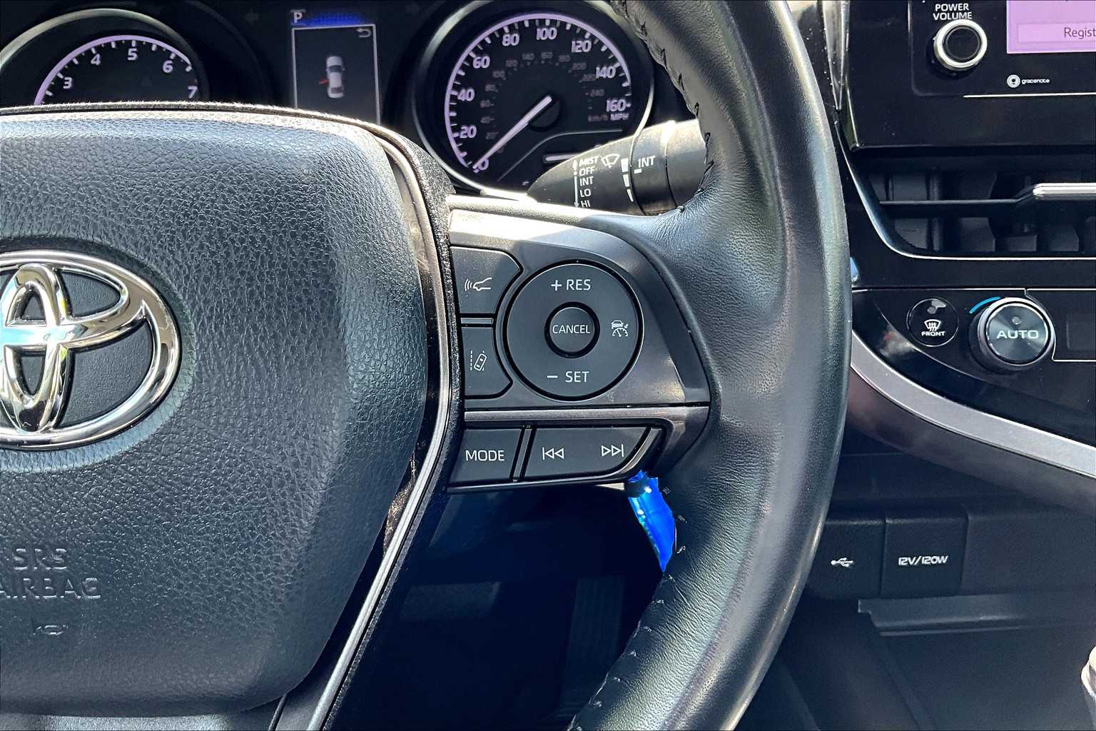 2023 Toyota Camry SE - Photo 24