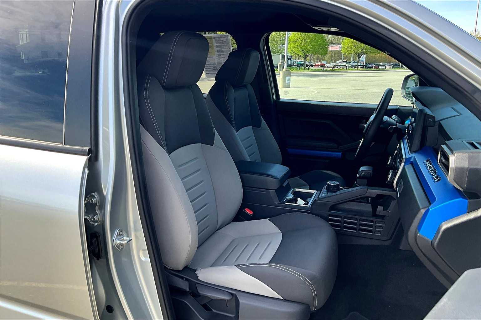 2024 Toyota Tacoma TRD Off Road - Photo 11