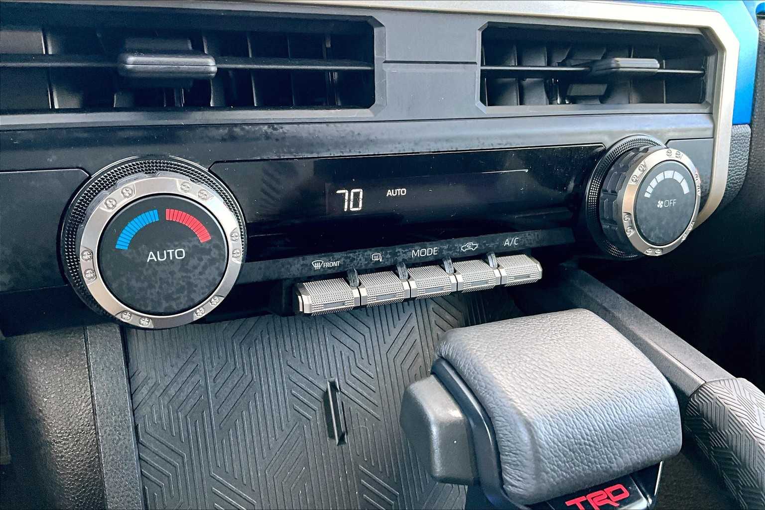 2024 Toyota Tacoma TRD Off Road - Photo 26