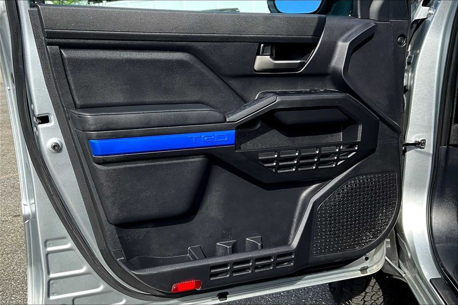 2024 Toyota Tacoma TRD Off Road - Photo 9