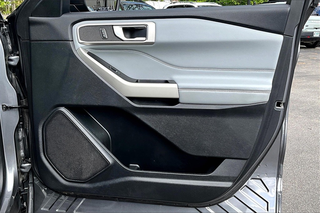 2021 Ford Explorer XLT - Photo 12