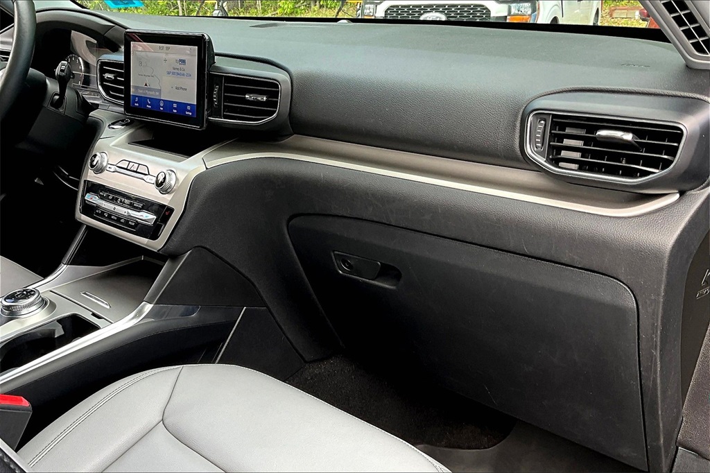 2021 Ford Explorer XLT - Photo 14