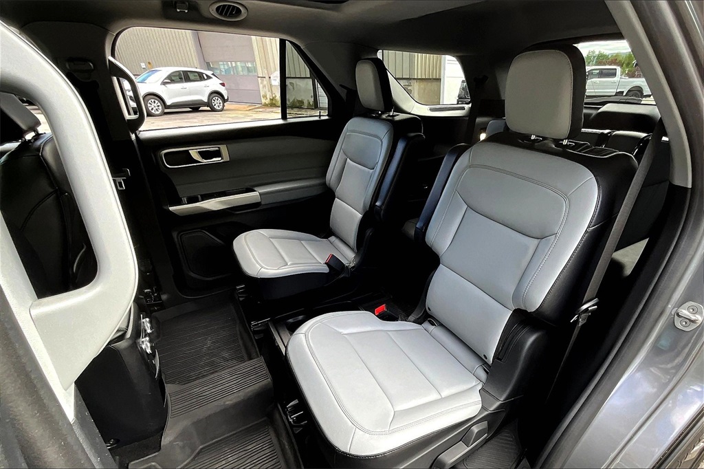 2021 Ford Explorer XLT - Photo 15