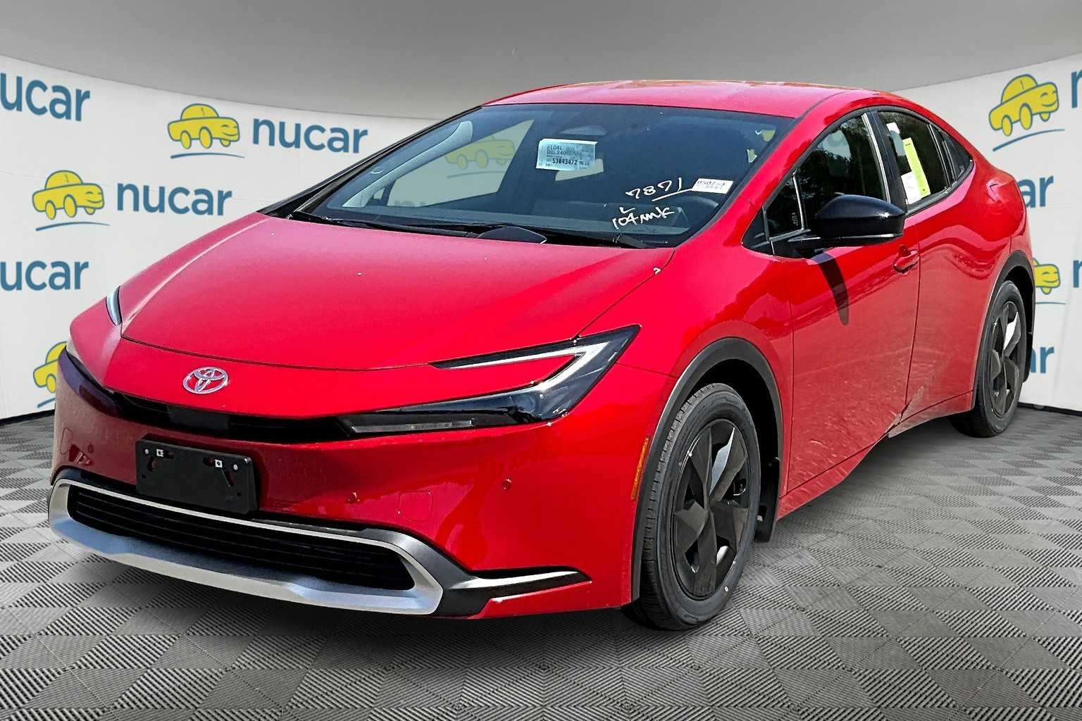 2025 Toyota Prius Plug-In Hybrid SE - Photo 4